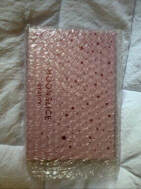MOONSLICE Beauty celestial crush Palette